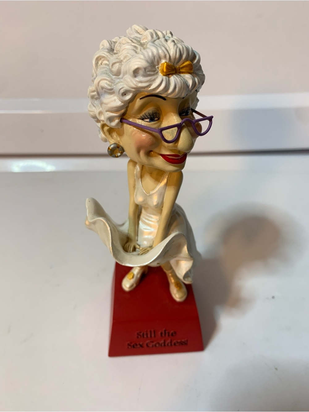 Westland Giftware Biddys Figurine still the‎ sex goddess